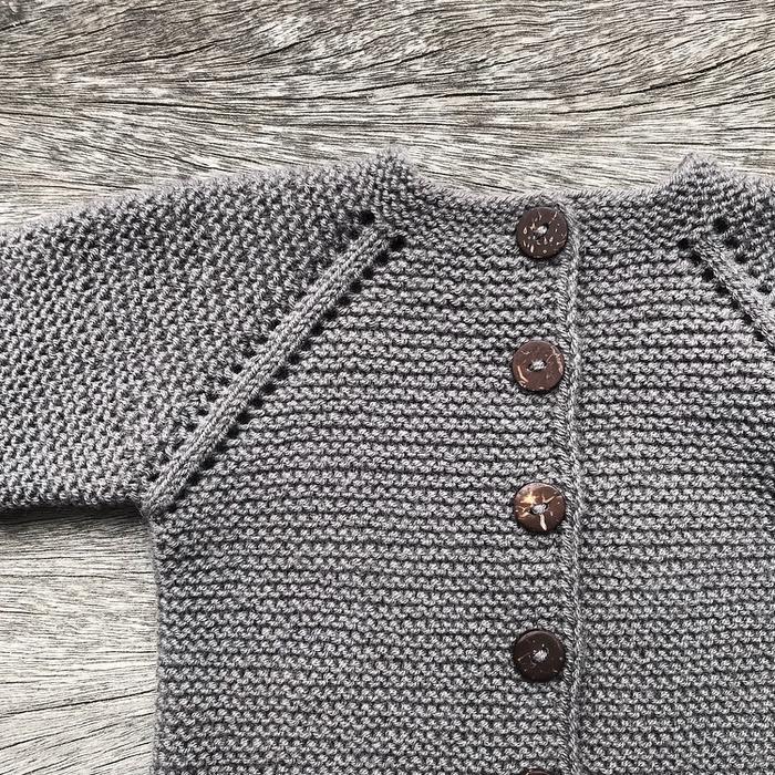 Knitting for Olive retrille cardigan - Mormorfabrikken
